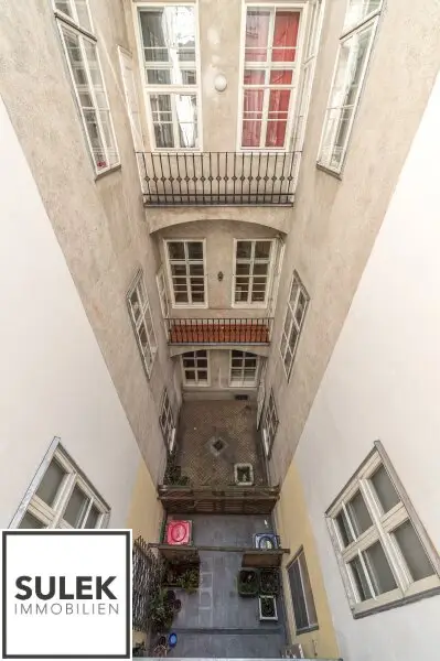 Ihr neuer Bürostandort am Stadtpark! Altbau mit großen Kellerräumlichkeiten - sofort beziehbar!