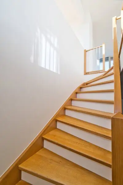 Traumhaftes Living im DG mit 100 m² Außenflächen, Studio & 172 m² Wohnraum!