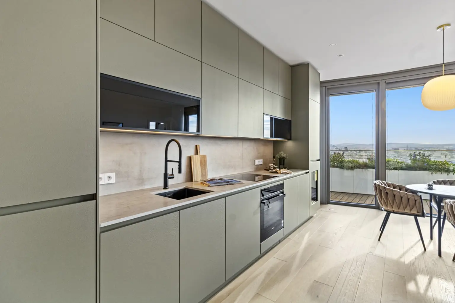H | ++ SKYLINE DREAM on the 26th Floor ++ LUXURY with PANORAMIC VIEW | Prima Service Immobilien