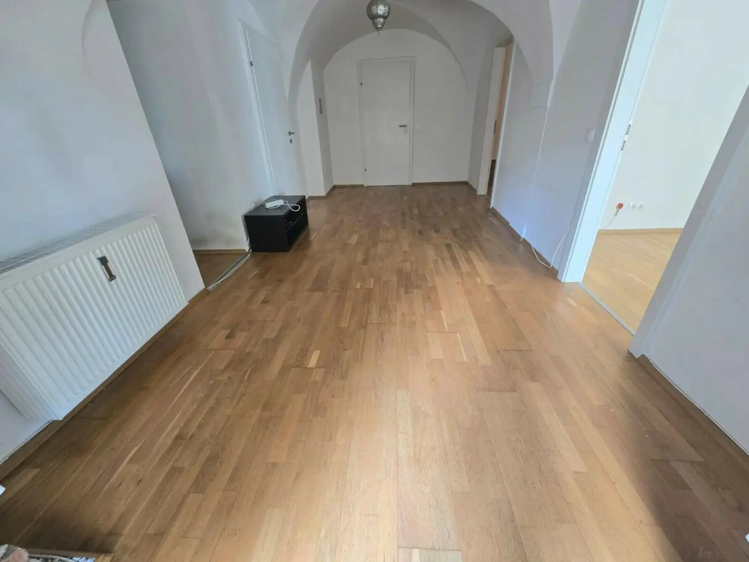Nette Drei-Zimmer-Wohnung mit eigenem Gartenanteil - Nähe Kunsthaus - ab sofort!