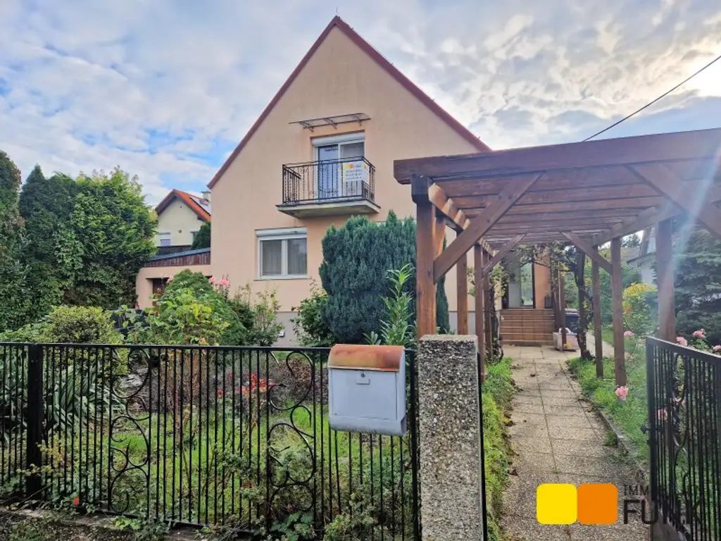 Gepflegtes Einfamilienhaus mit großem Garten
