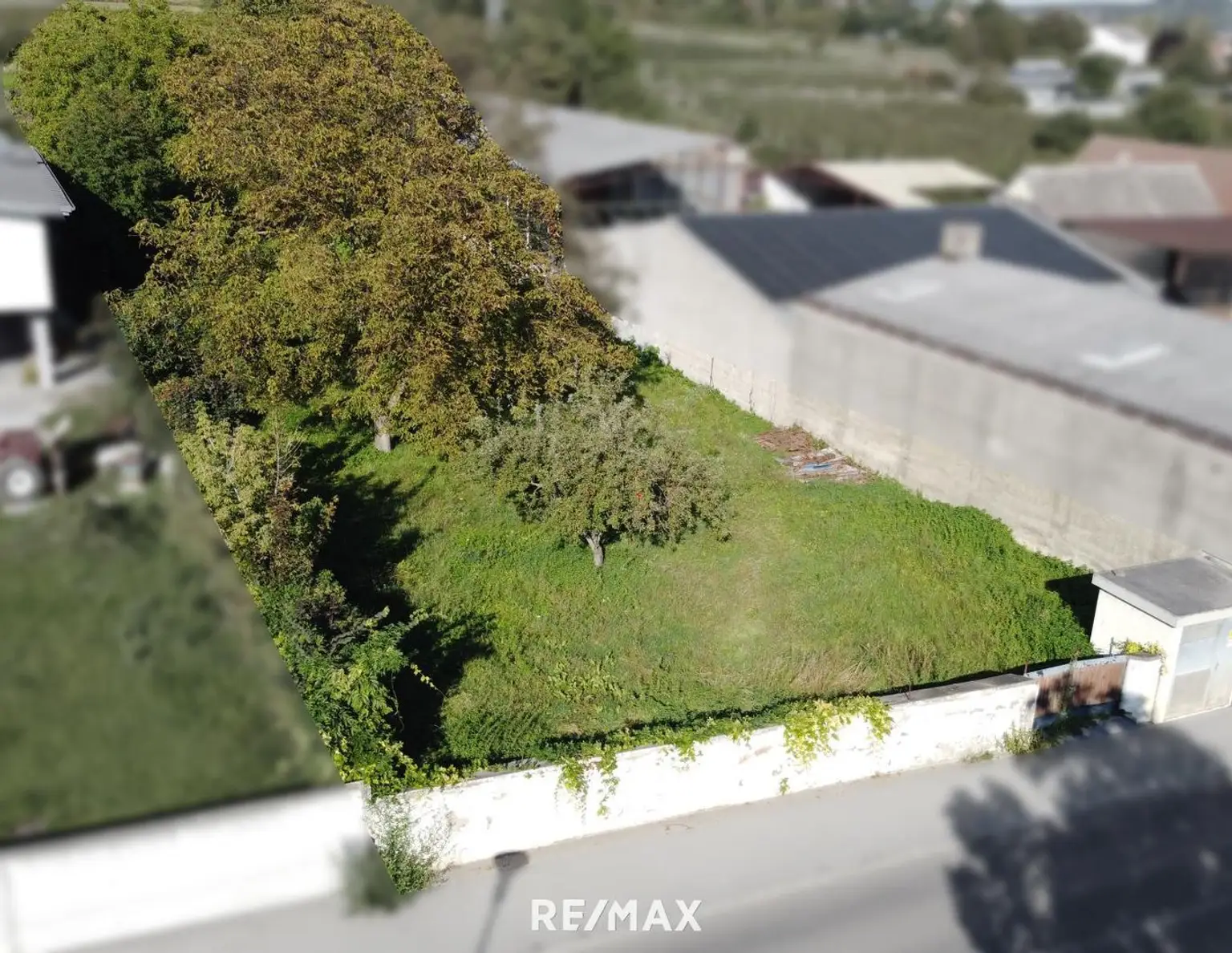 Ihr Baugrundstück in sonniger Lage von Langenlois -- ideale Basis für Ihr Traumhaus oder Bauprojekt