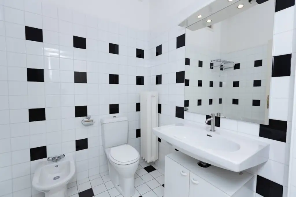 Großzügige, charmante 137 m² Altbauwohnung I perfekter Grundriss