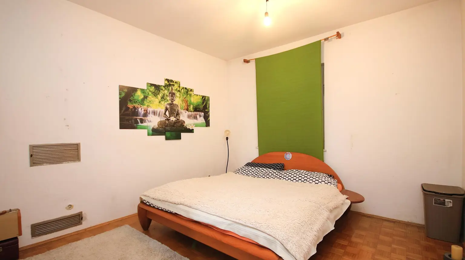 Zimmer 1 EG
