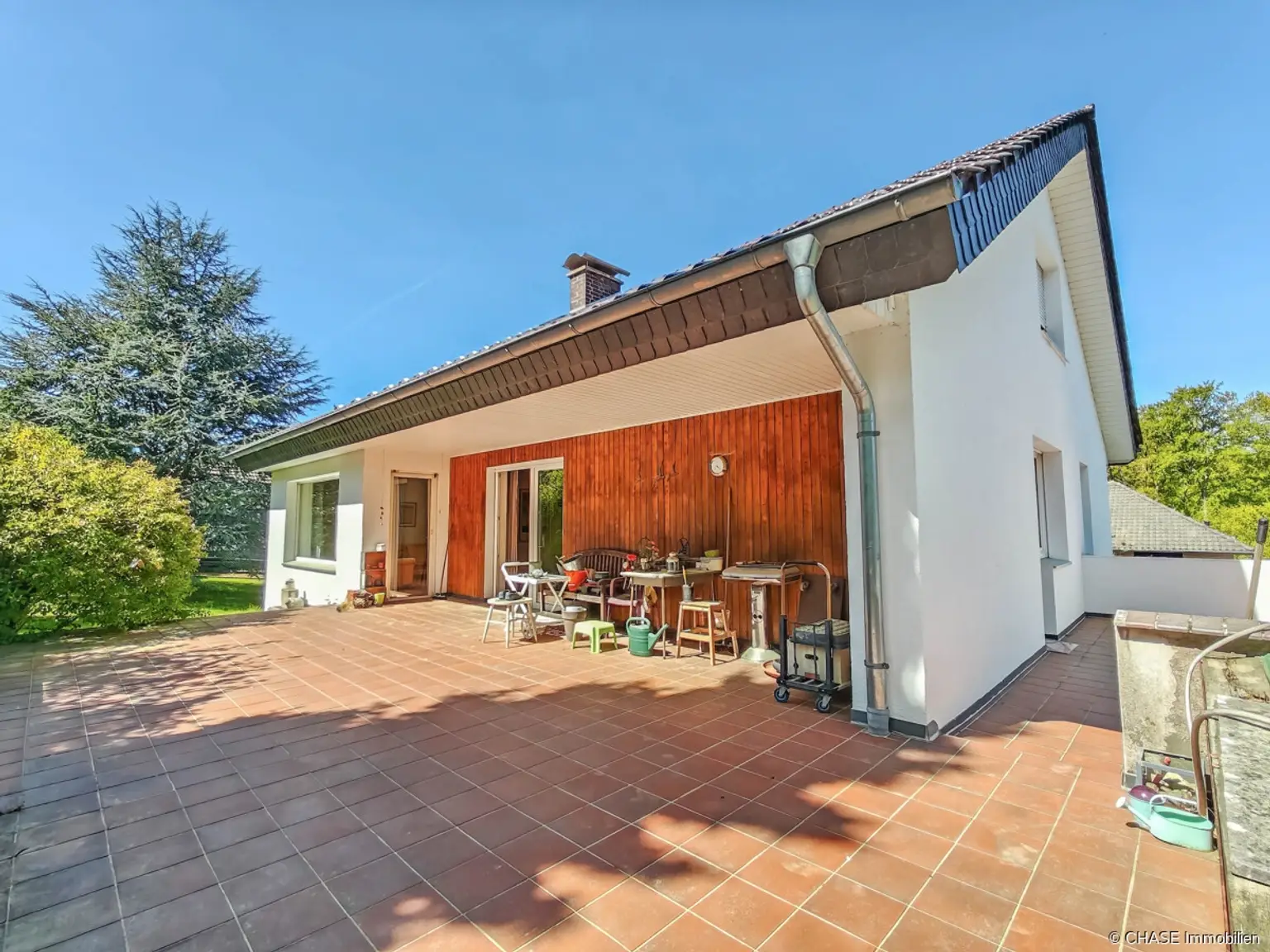 Außenansicht Terrasse Haus