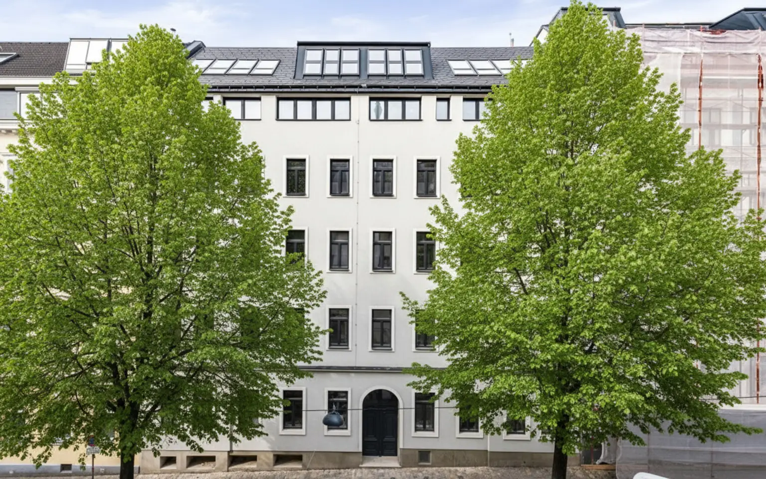 "ModernLiving9th" - Wunderschön saniertes Zinshaus mit Dachgeschoßausbau im 9. Bezirk