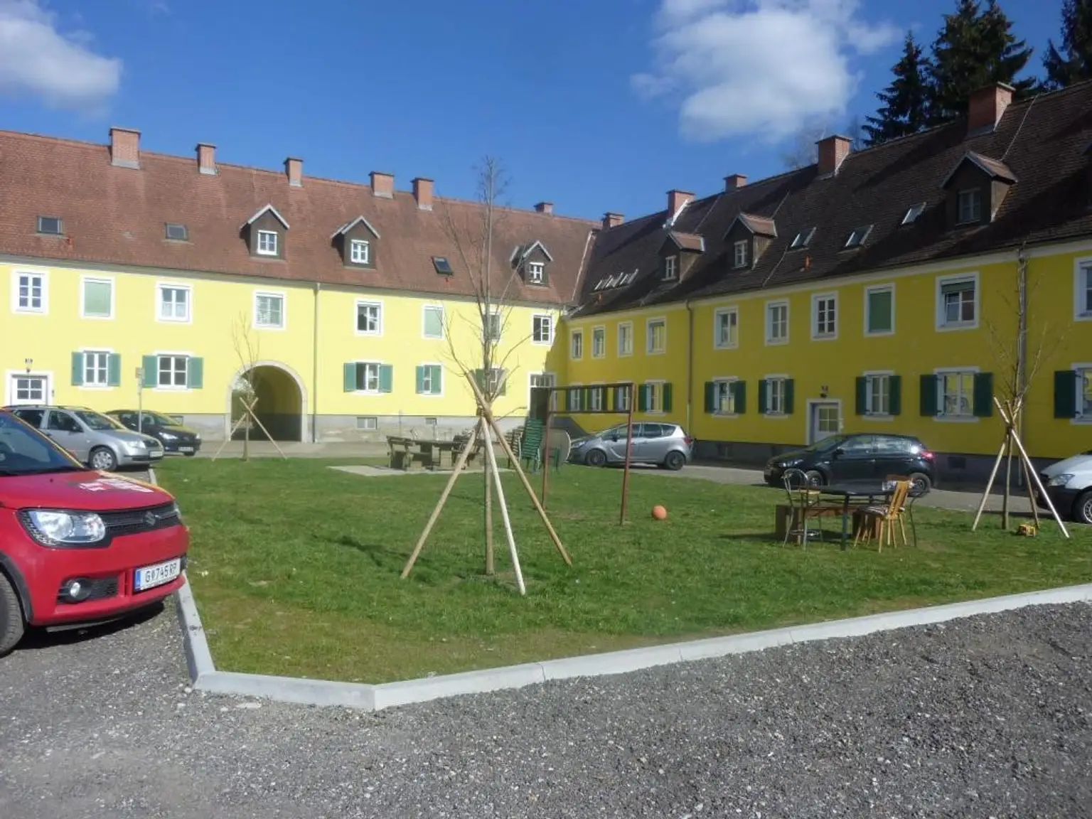 4-Zimmer-Wohnung im 1. Stock! Gartenmitbenützung! 1 Monat mietzinsfrei!
