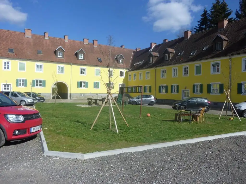 4-Zimmer-Wohnung im 1. Stock! Gartenmitbenützung! 1 Monat mietzinsfrei!
