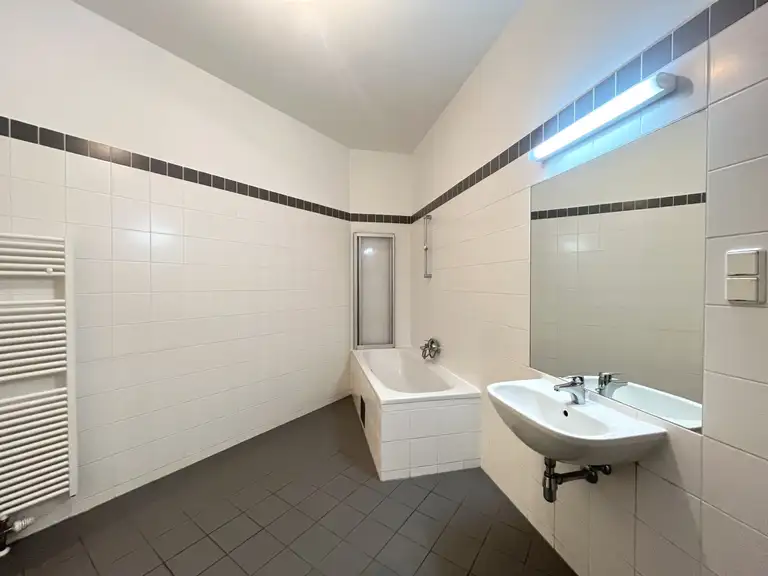 Badezimmer I