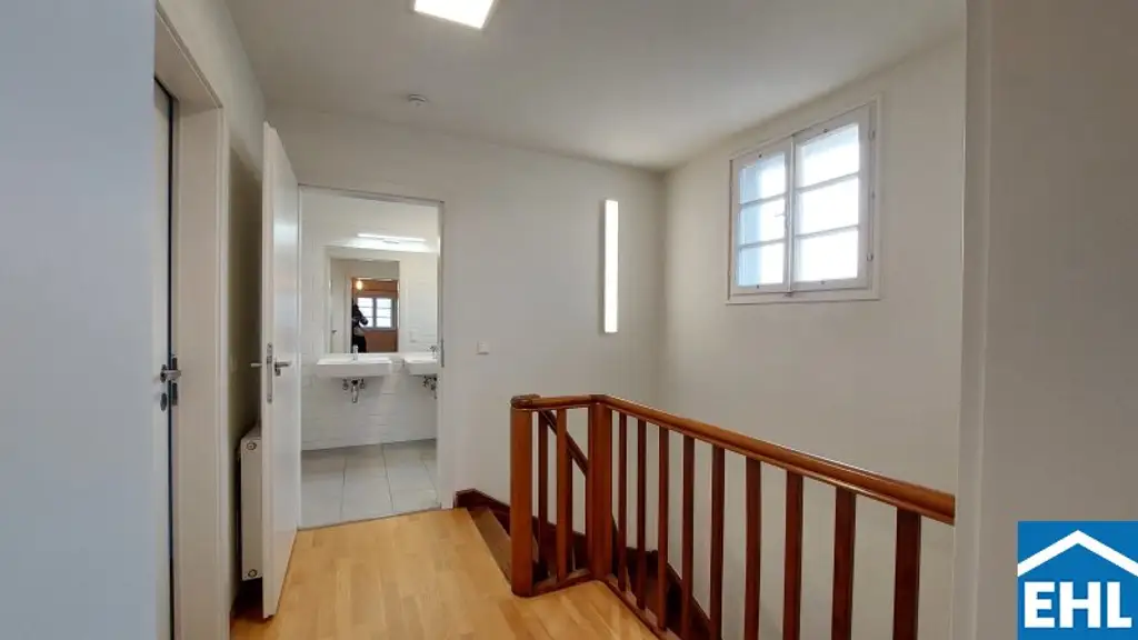 Familientraum - Doppelhaushälfte mit großem Garten am Rosenhügel!