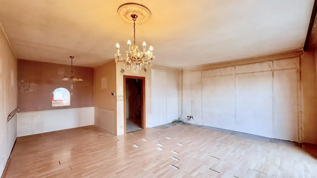 Reihenhaus mit Garten, Keller und Garage