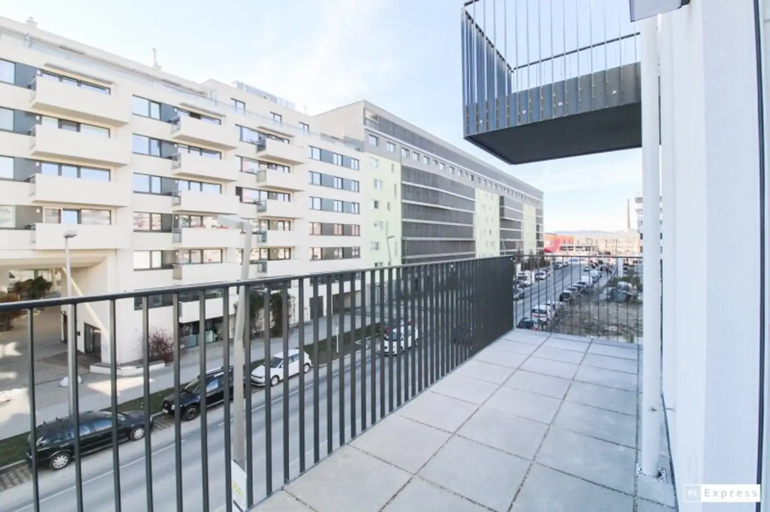 Modernes Wohnen nahe Stadlauer Straße - Großzügiger Balkon