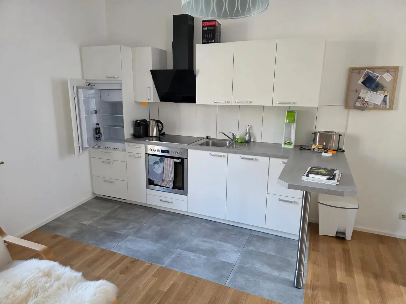 "RECHTE ALTSTADT - Schöne und Helle 3 Zimmer Altbauwohnung nahe der Linzergasse"