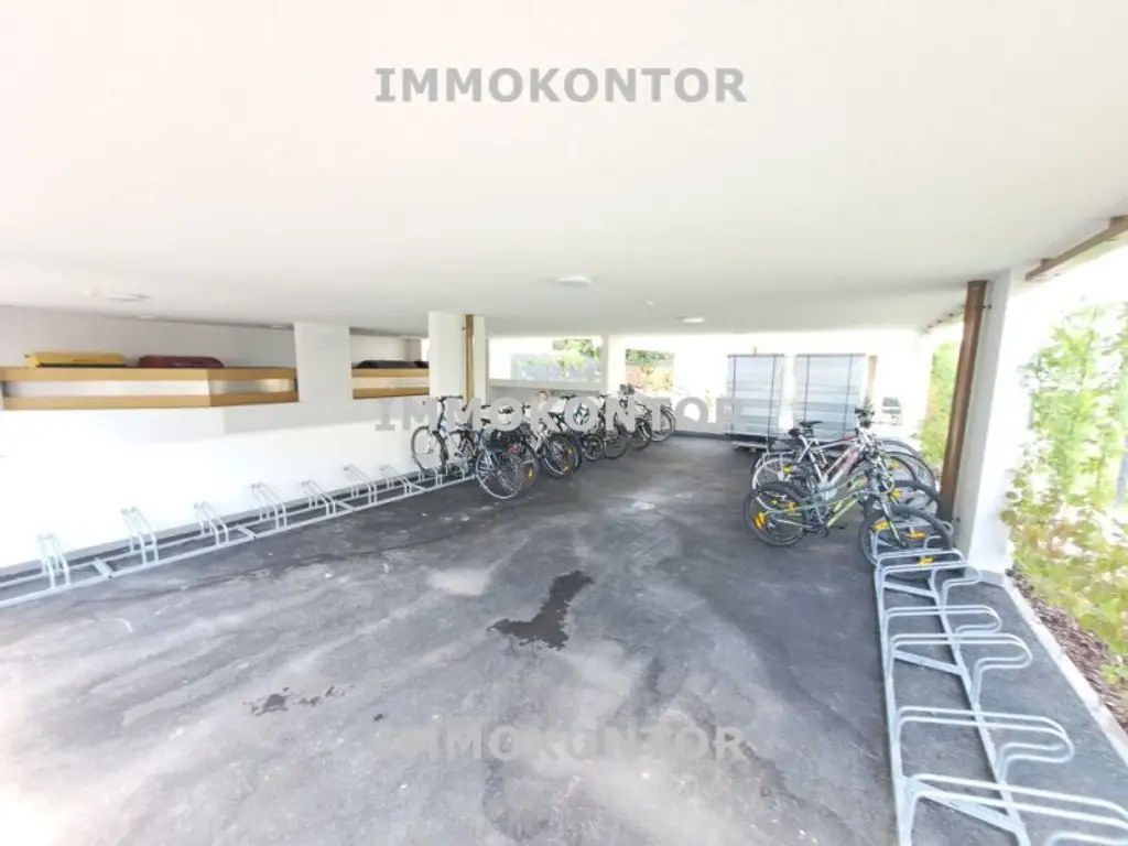 KOMPAKT mit Garten und Stellplatz