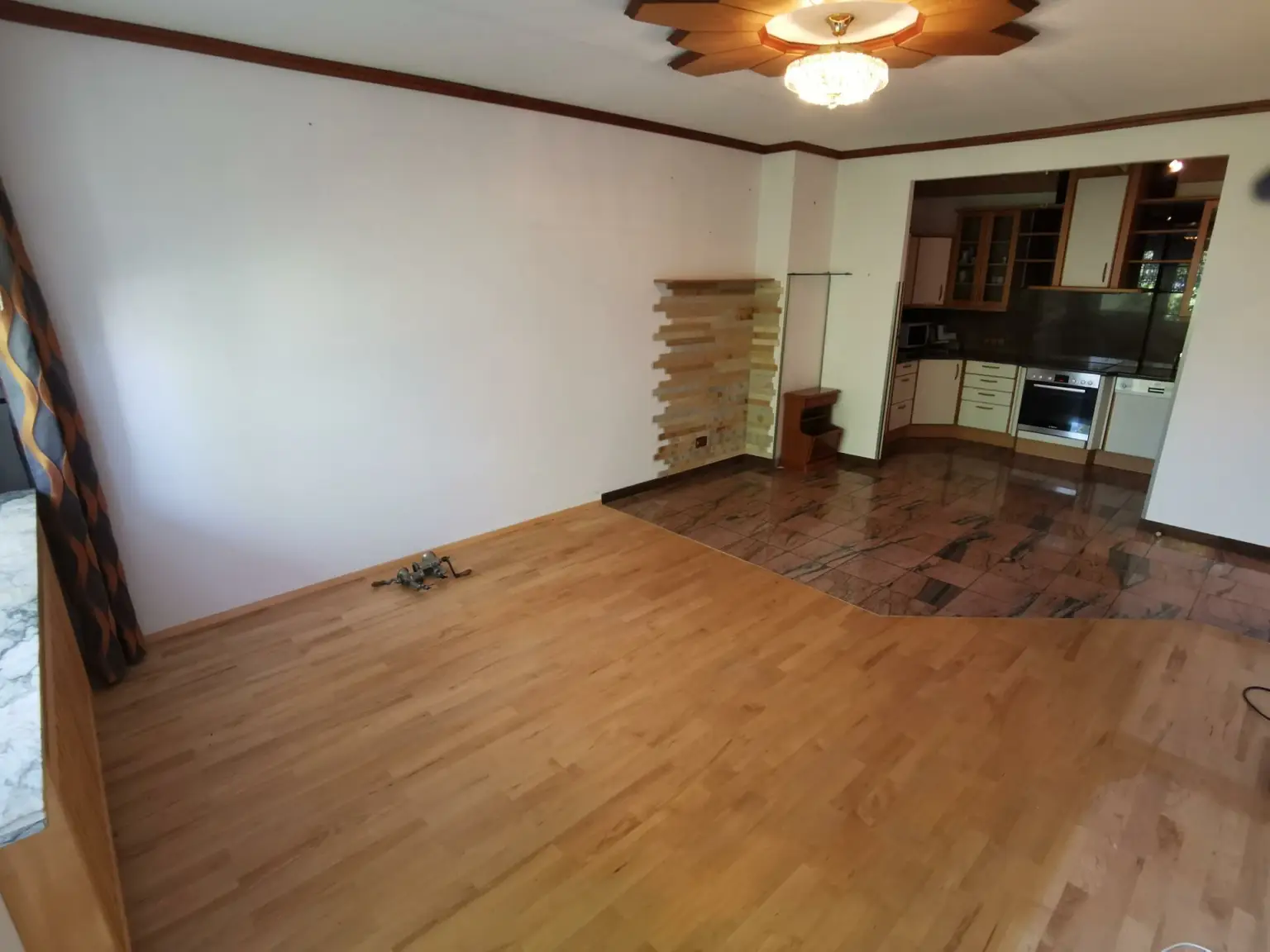 Wohnzimmer Blickrichtung Küche