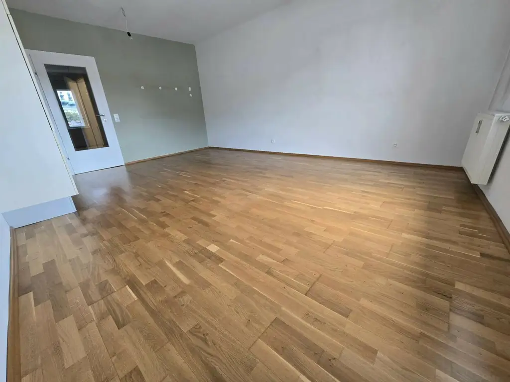 Heller Wohntraum! Singlewohnung am Südtirolerplatz!