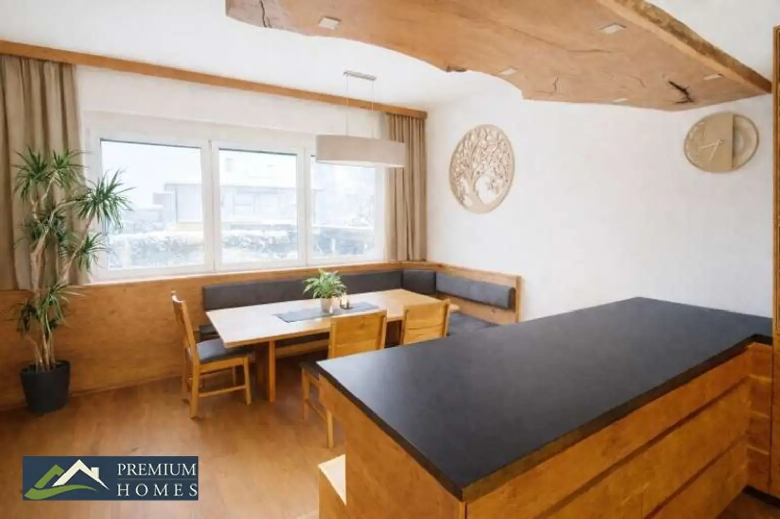 BREITENBACH am Inn - Mietwohnung - Essbereich