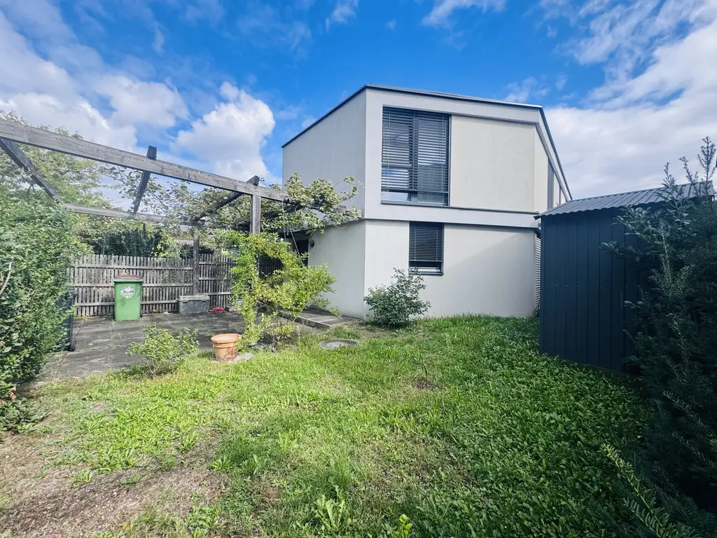 Modernes Einfamilienhaus mit 134 m² Wohnfläche in Ruhelage am Marchfeldkanal