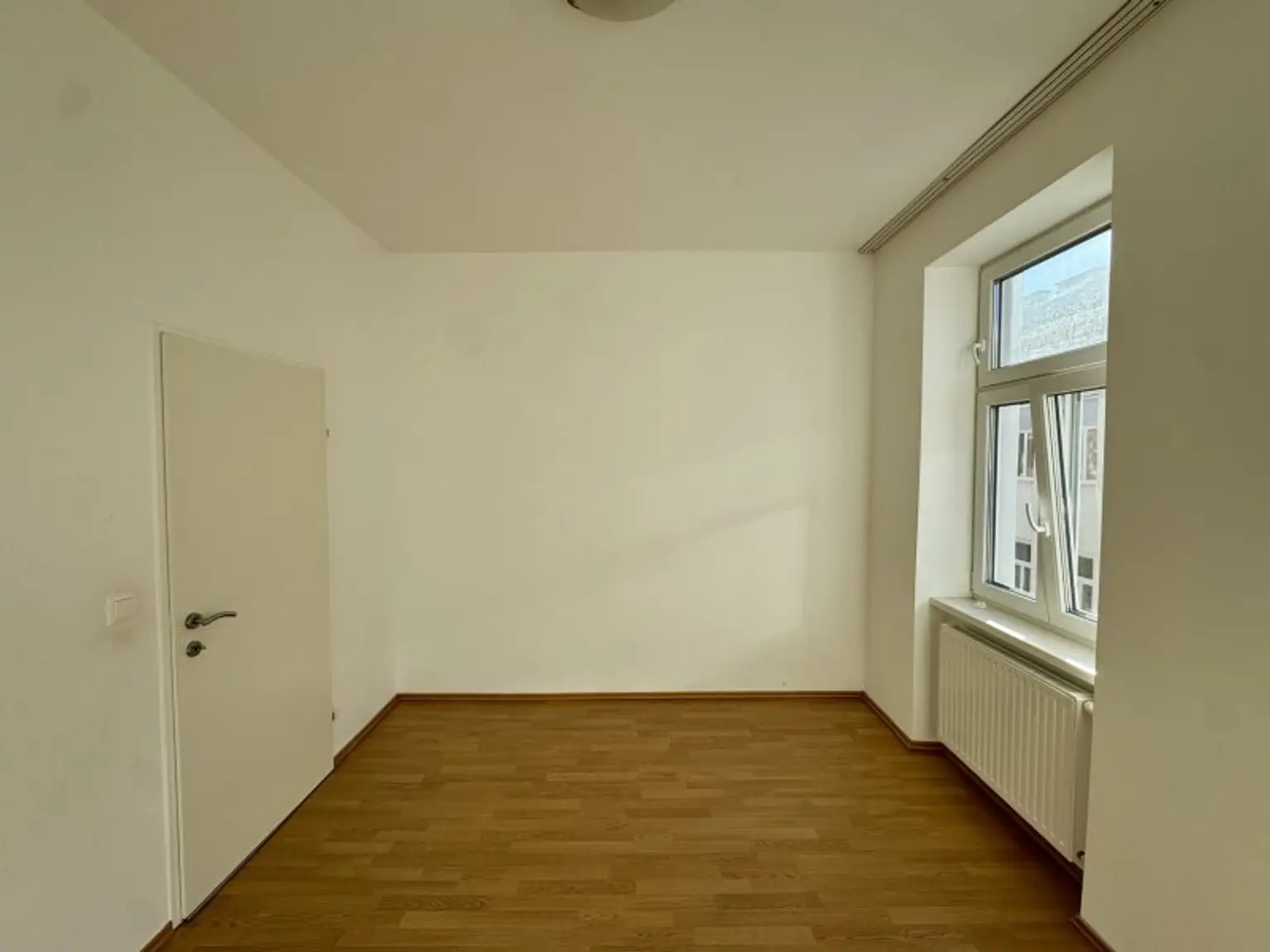 Mehrwert durch Ausbau & Sanierung – Investitionsmöglichkeit in 1120 Wien