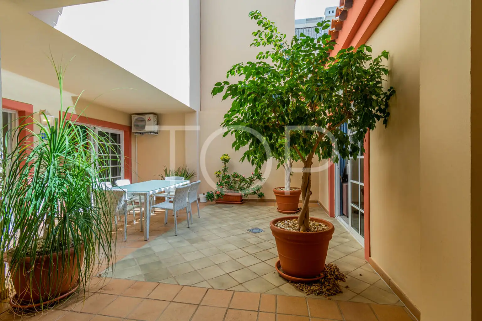 Apartment-El-Duque-xxx-Tenerife-4