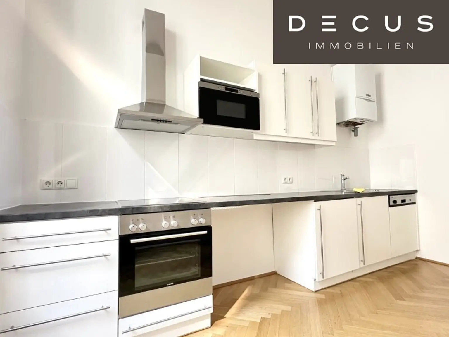 | 4 ZIMMER | SIEBENSTERNGASSE | AB SOFORT VERFÜGBAR | ALTBAU | BESICHTIGUNGEN MÖGLICH