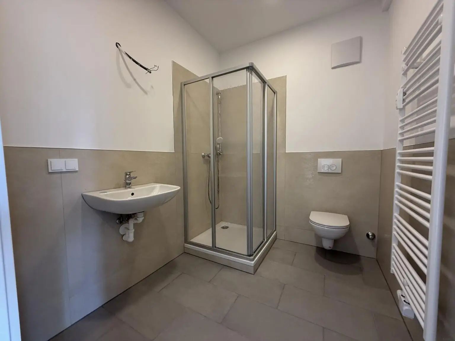 Erstbezug: Moderne Dachgeschosswohnung mit Balkon und Lift in begehrter Lage nahe dem Lendplatz K6/11