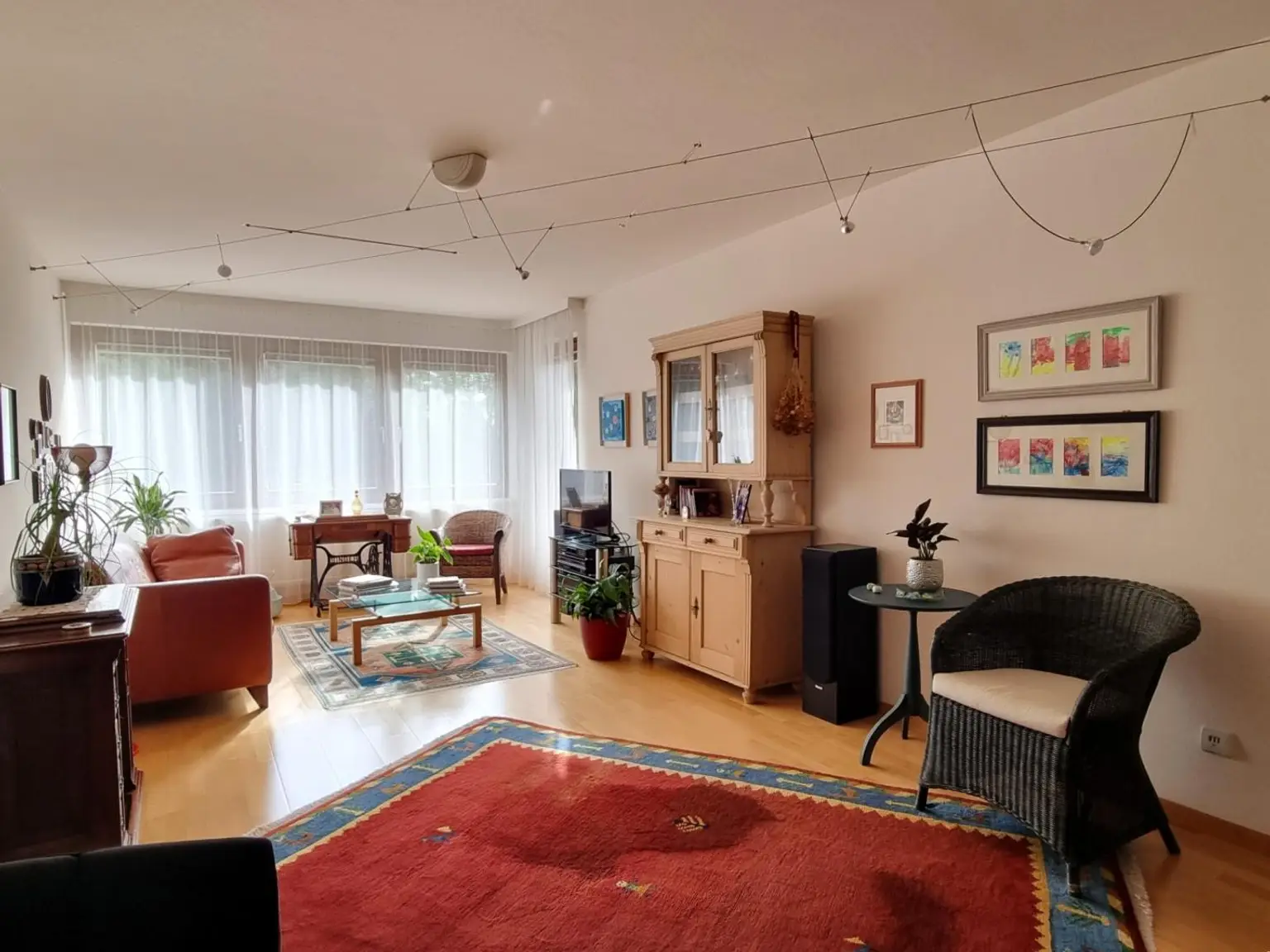 WOHNUNG  MIT  WOHNRECHT