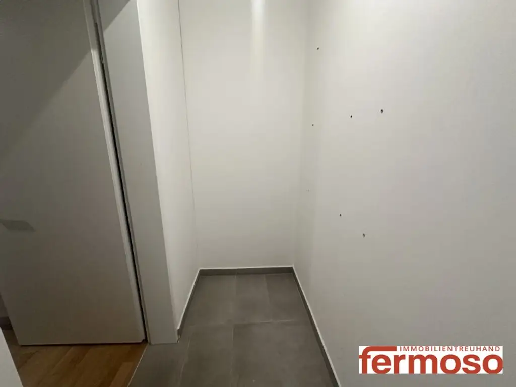 Neuwertige 2-Zimmer-Wohnung mit Garten und Loggia im Herzen von 1210 Wien!