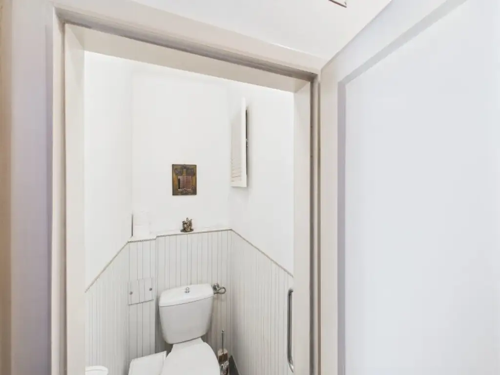 Dachgeschoss-Traum in 1130 Wien: 150 m², 2 Dachterrassen – ab € 2.909,--Kreditrate/ Monat