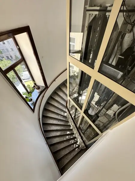 PANORAMA-DACHTERRASSE - EXKLUSIVE DACHGESCHOSSWOHNUNG AUF ZWEI EBENEN