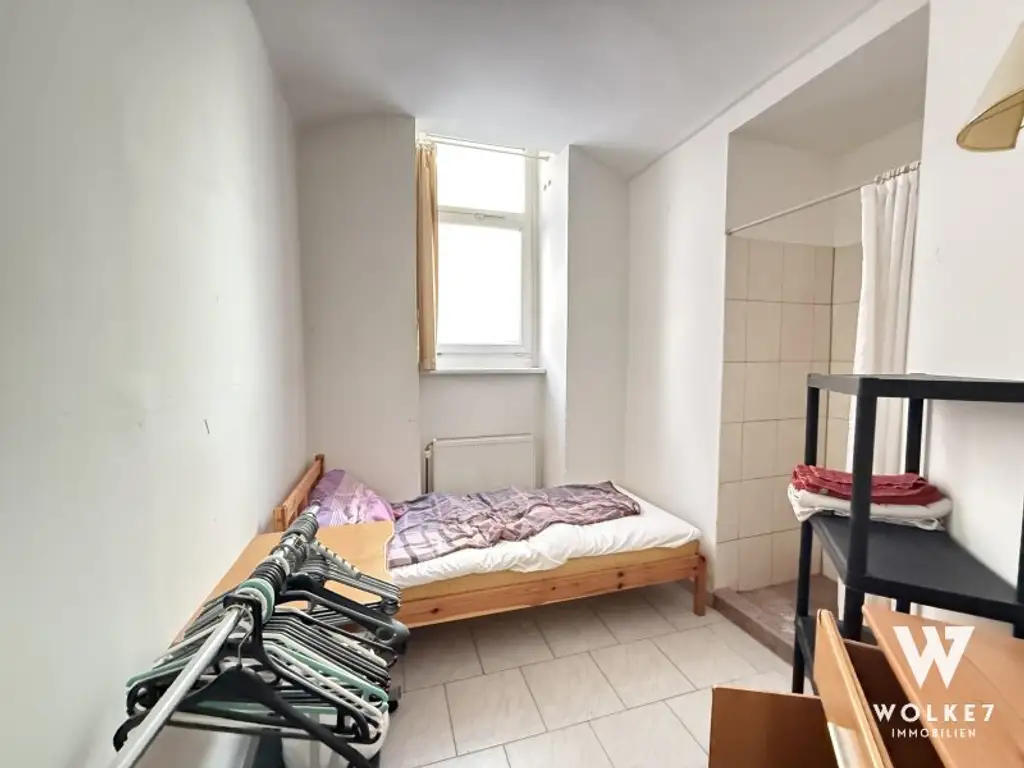 Ehemaliges Bordell – vielseitig nutzbare Immobilie mit 9 Zimmern