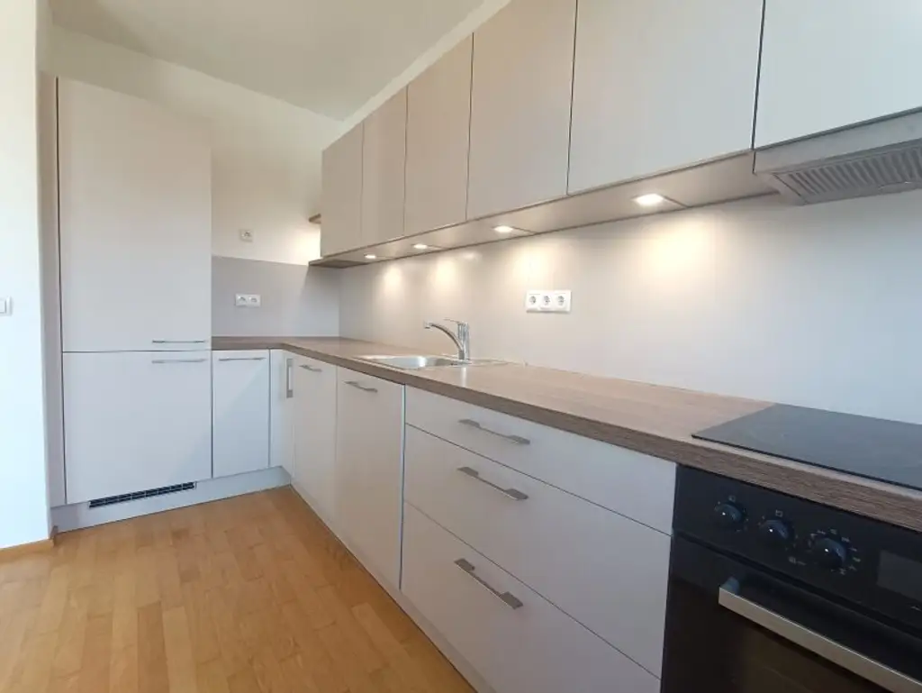 Neubau! Siedlung Rustenfeld! 4-Zimmer Wohnung mit traumhaftem Ausblick auf rund 103 m² mit Balkon!