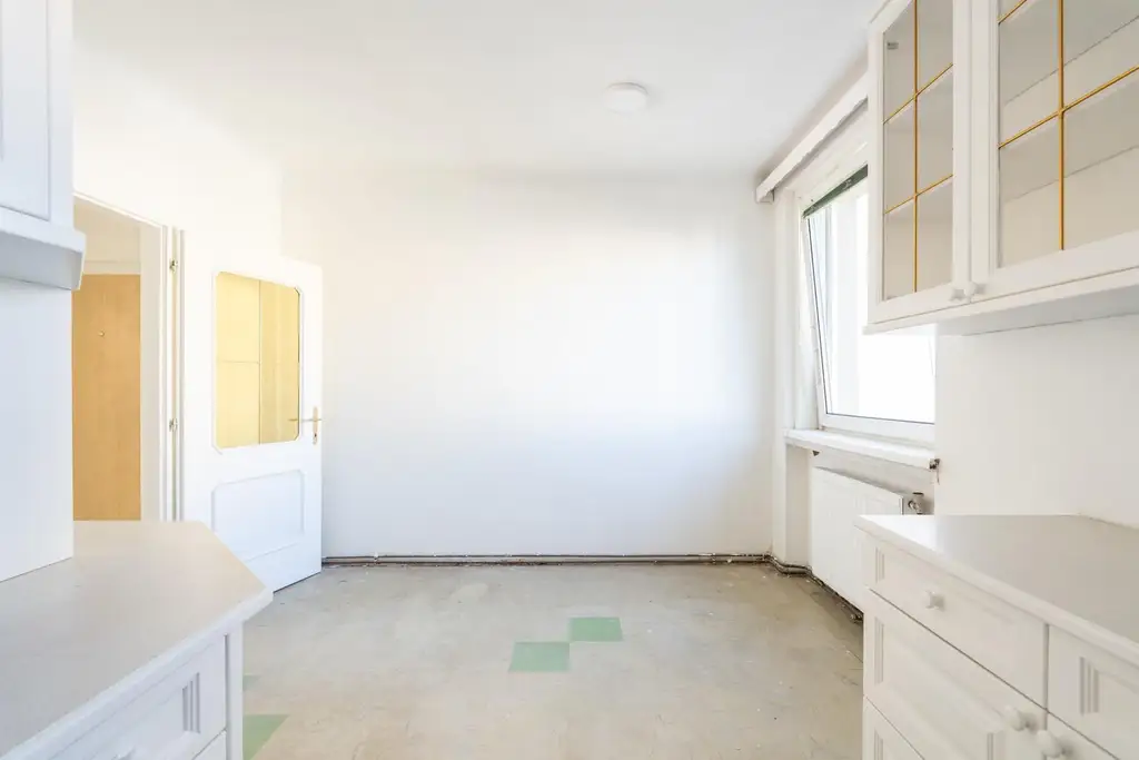 "2-Zimmer-Wohnung mit Essküche, Loggia & separatem WC"