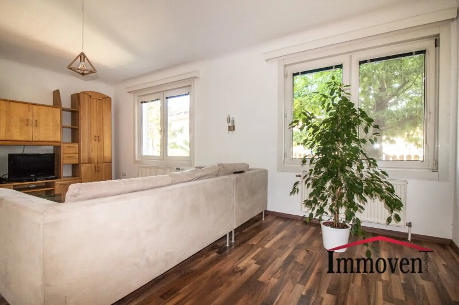 Im Speckgürtel von Wien -  Idyllisches Einfamilienhaus mit Garten/Terrasse und Pool!