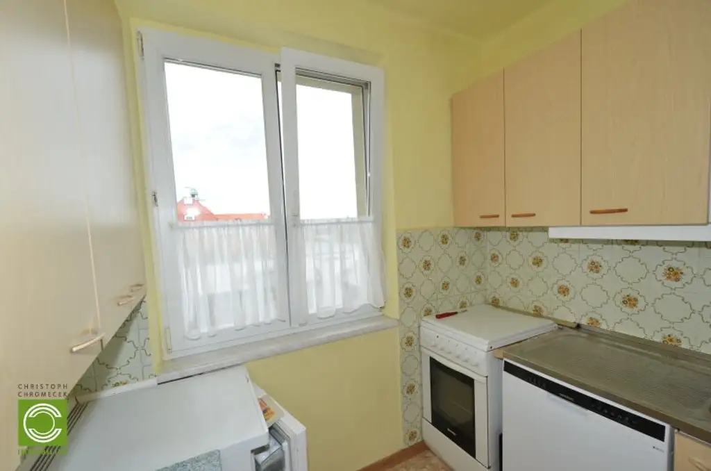 CHRISTOPH CHROMECEK IMMOBILIEN - MÖDLING - Helle, zentrumsnahe und möblierte 2,5 Zimmer zur Miete!