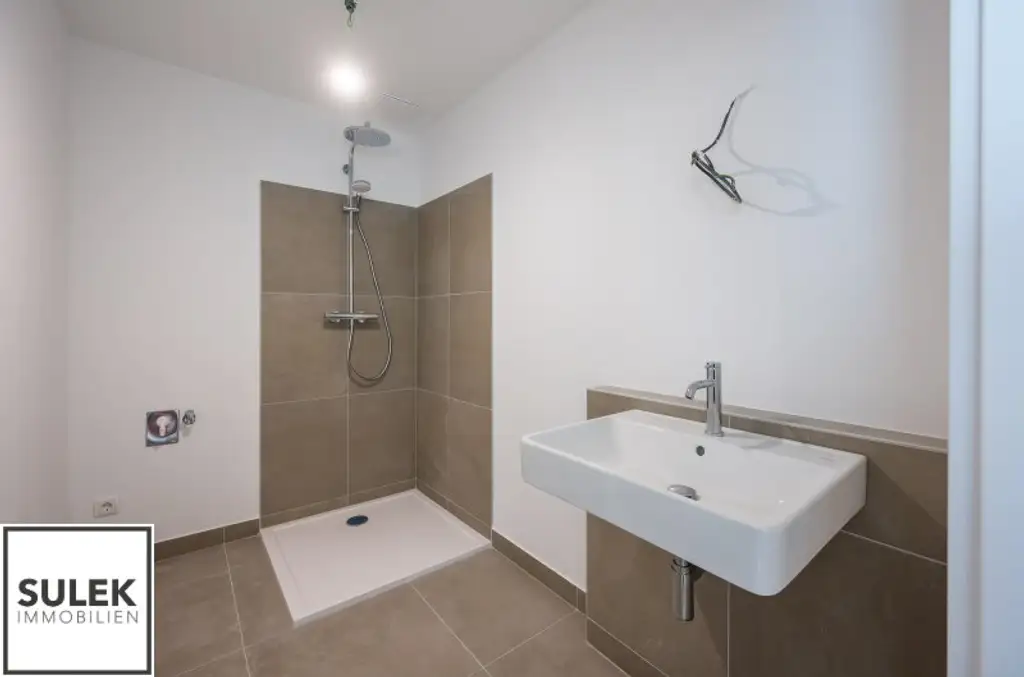 Dachgeschoßwohnung im Herzen des 2. Bezirks – 83 m² Wohnkomfort