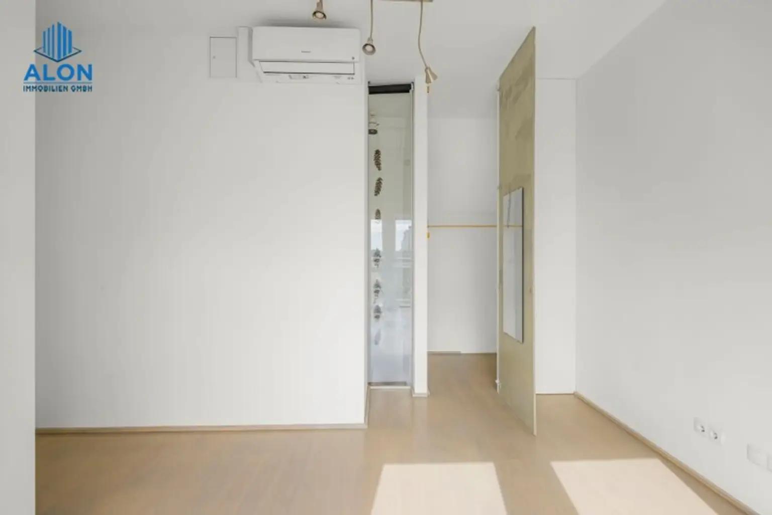 Wunderschöne 4-Zimmer DG-Wohnung mit 2 Terrassen | Garage optional mietbar | Klimaanlage | Nähe Augarten/Taborstraße