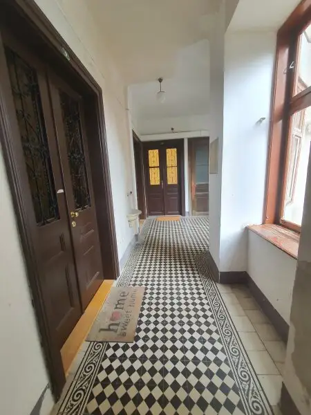 Sanierte helle Altbauwohnung - nähe U4 Hütteldorferstraße