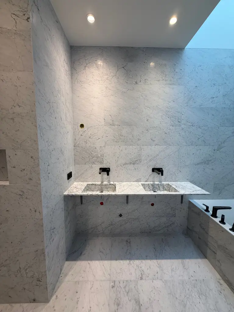 Exklusives Dachgeschoss mit großer Terrasse nahe Schönbrunn – Erstbezug mit hochwertiger Ausstattung