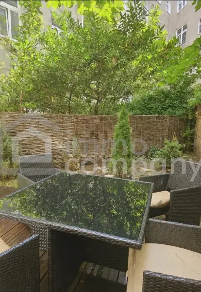 Stilvolle 3 - Zimmer - Wohnung mit Garten und Terrasse - urbanes Wohnen im 2.Bezirk
