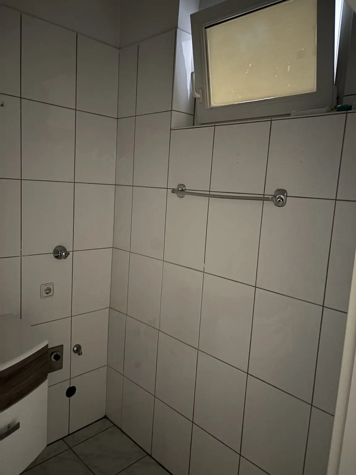 Großzügig geschnittene 3 Zimmer Wohnung in Toplage 1100 Wien Fussgängerzone !