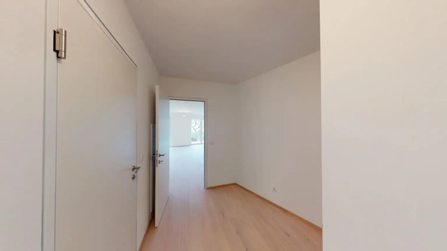 Lichtdurchflutete, großzügige 3-Zimmer Wohnung in traumhafter Lage von Mödling