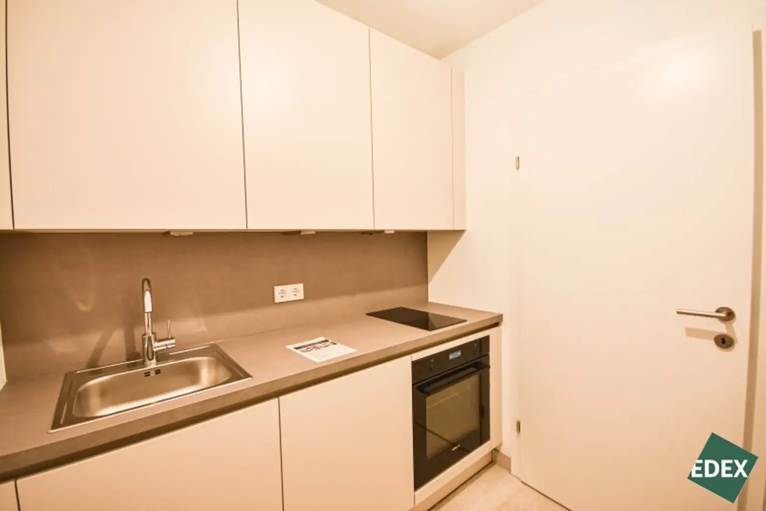 Erstbezug: Modernes 3-Zimmer-Büro mit Kühlung im 18. Bezirk