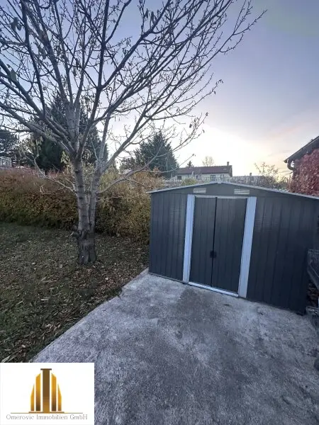 Wohnen wie im Urlaub Haus mit 2 Zimmer, Pool und ca 300m2 Garten