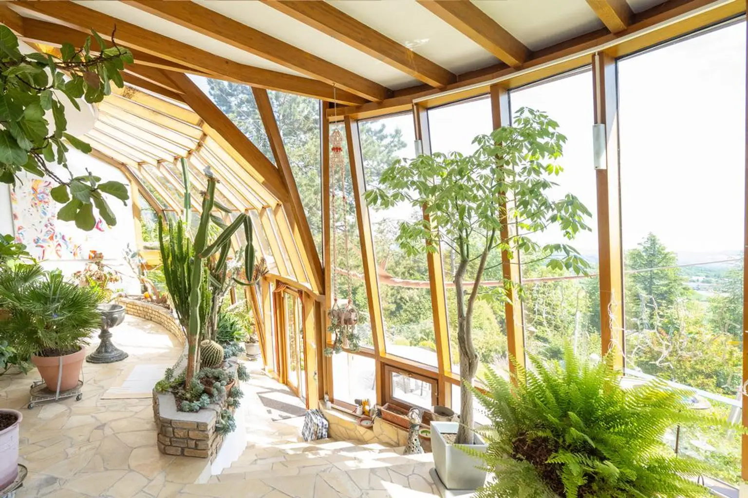 Uneinsehbares Wohnjuwel mit 7.984 m² Grundstück – einzigartiges Naturparadies mit herrlichem Panoramablick am Heuberg in Dietach!