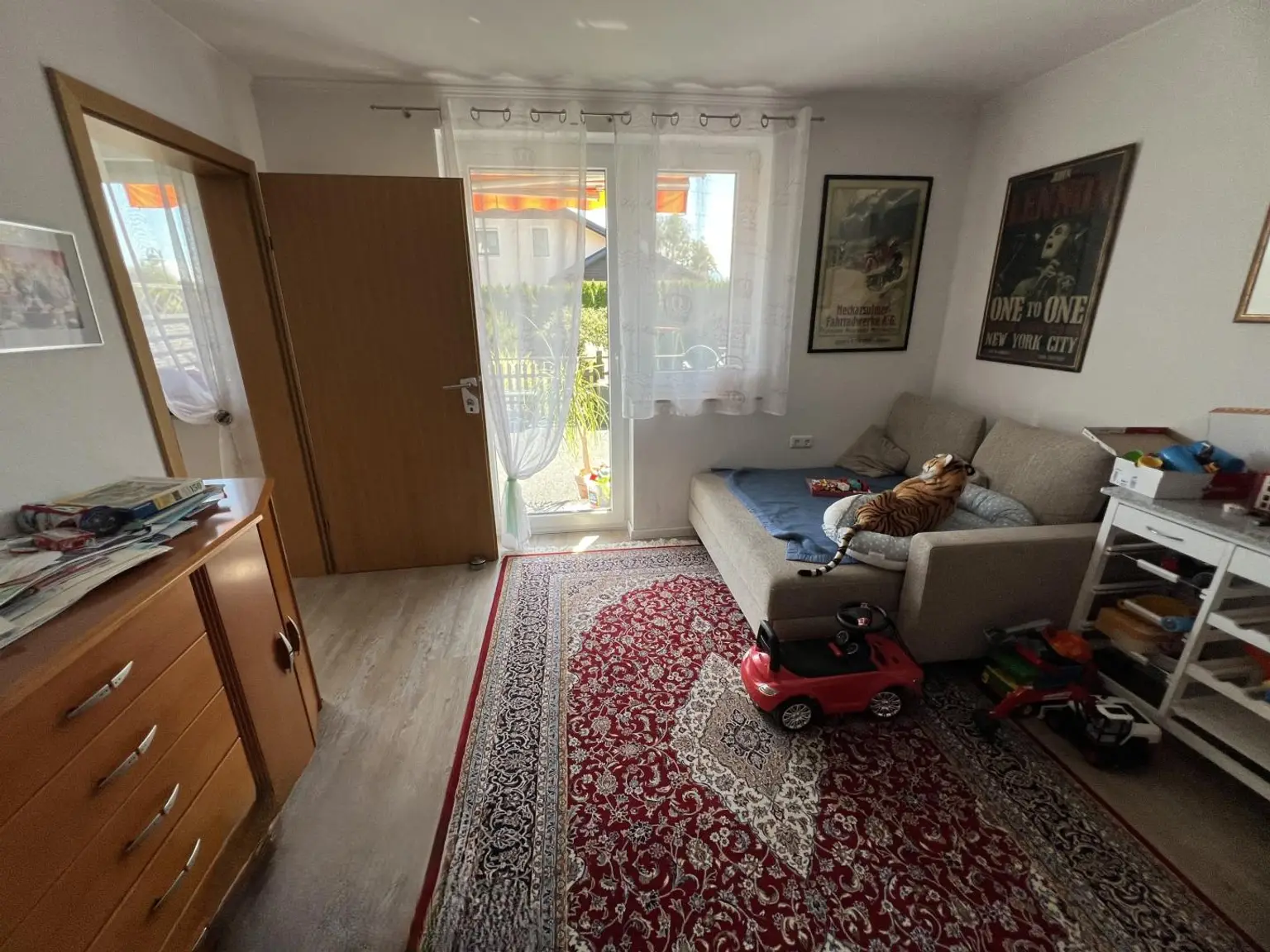 OPEN HOUSE! Großzügiges leistbares Wohnhaus mit 3 getrennte Wohneinheiten, Traumgarten, Doppelgarage und vielen Parkplätzen Tuffeltsham in Redlham