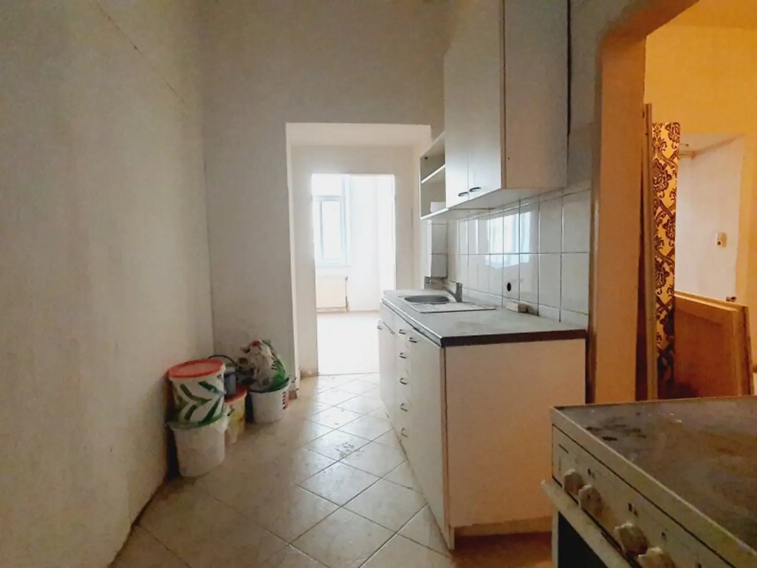 4-Zimmer - WG geeignet - Nähe U1/Messe/WU