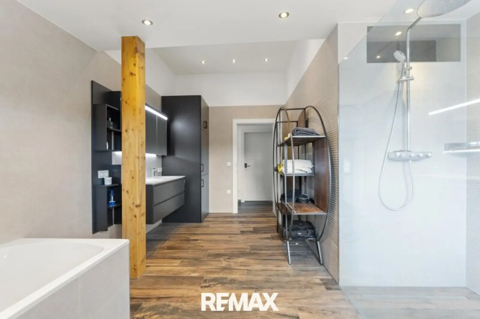 Wohnung im OG - perfekte Wohnqualität