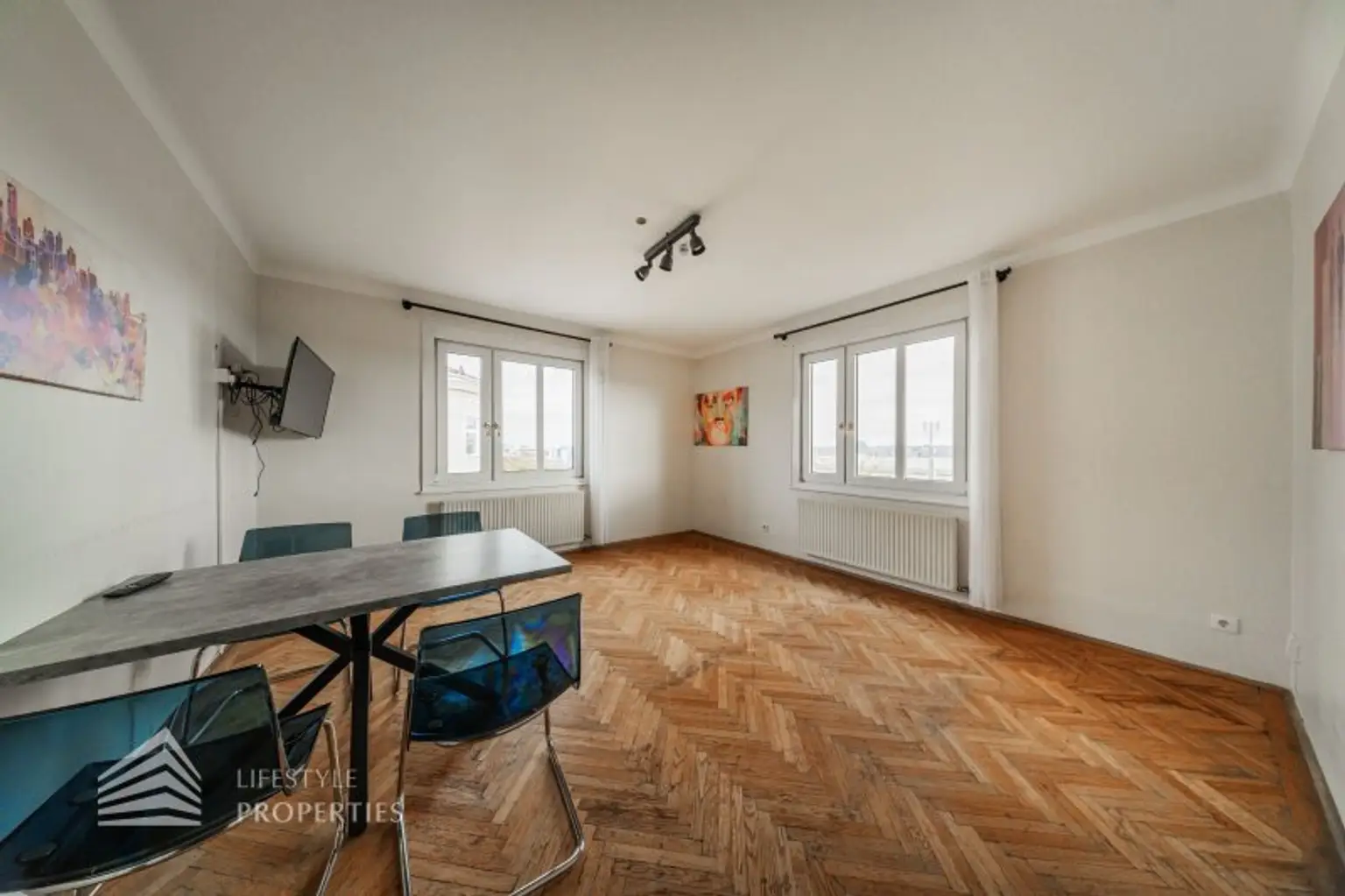 Schöne 2-Zimmer Wohnung, Nähe Meiselmarkt