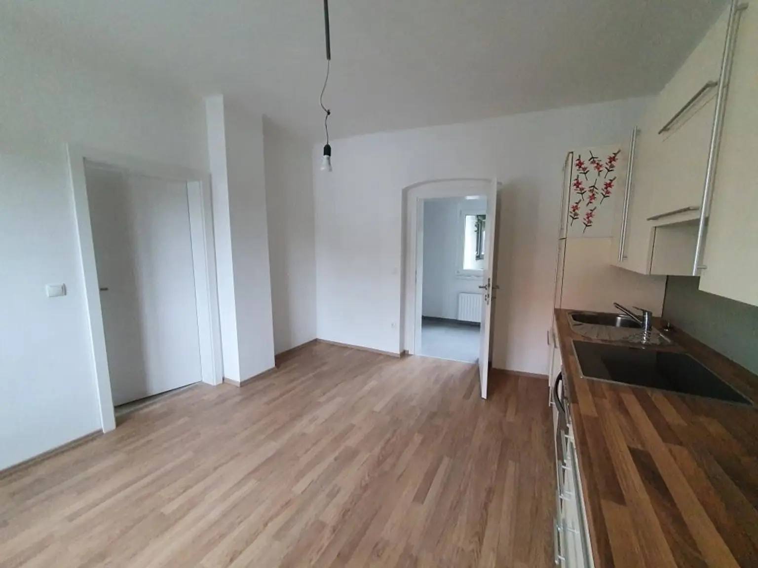 1. Küche / Esszimmer